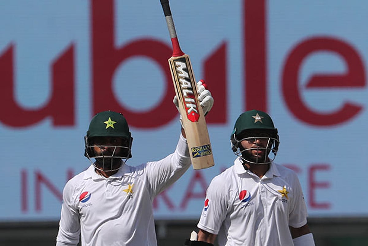 Hafeez marks return with century against Aussies