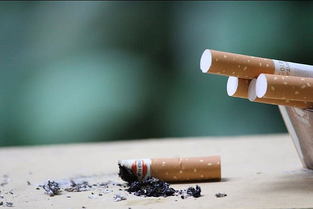 Heavy smoking causes faces to look older: Study