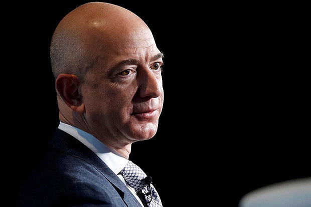 Who is Jeff Bezos, asks US student with Amazon boss standing right ...