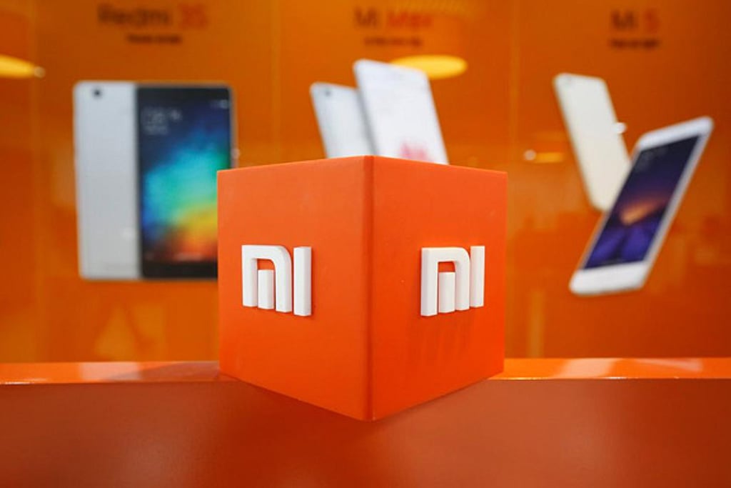 Xiaomi patents smartphone with surround display