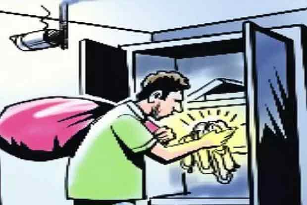 Kin brings gang, loots T Nagar house of 250 sovereigns, Rs 10 lakh