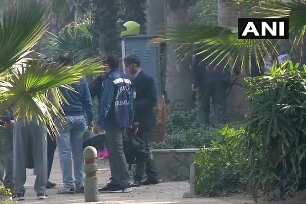 Team of Delhi Police's Special Cell visits blast site near Israel Embassy
