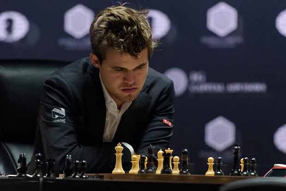Article Style Format Carlsen completes double in style