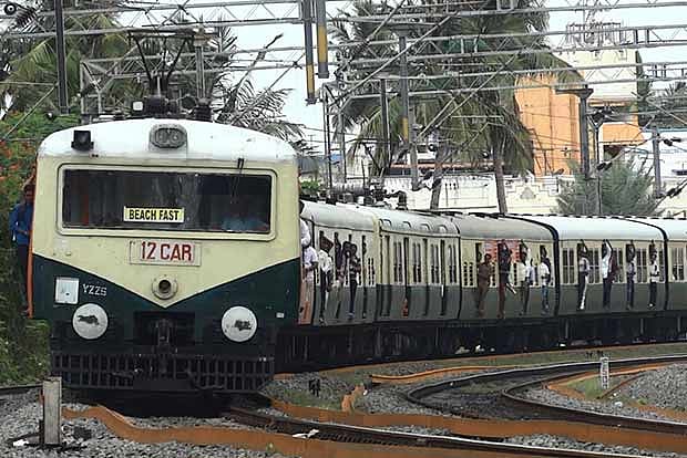 Cancellation of EMU train services on Chennai Beach – Egmore announced ...