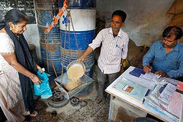 Modern ways to store grains can help PDS: Expert