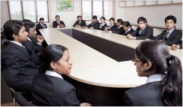 Group discussions seemingly the new recruitment tactic for companies