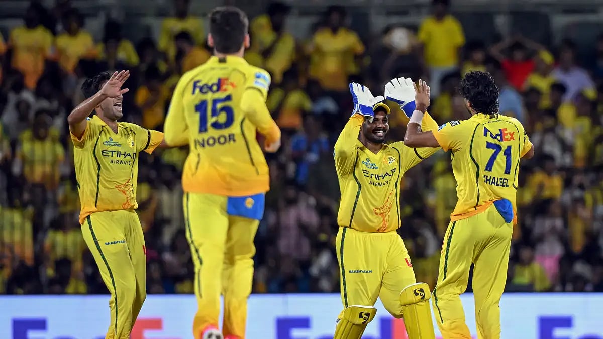 ধোনির অভাব কি পূরণ হবে, চোট জর্জরিত CSK-র পরিত্রাতা কে? ধোনির অভাব কি পূরণ হবে, চোট জর্জরিত CSK-র পরিত্রাতা কে?