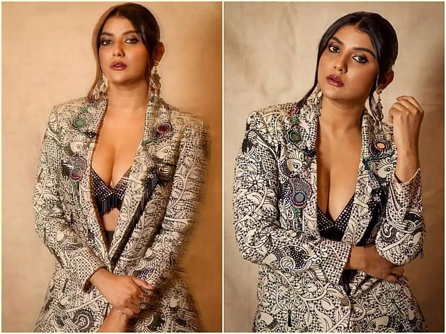 ব্লেজারে ছিল চমৎকার কাজ