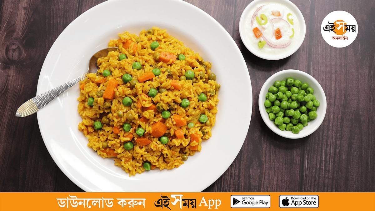 সরস্বতী পুজোর ভোগে রাখতে পারেন নিজের হাতে তৈরি নবরত্ন পোলাও