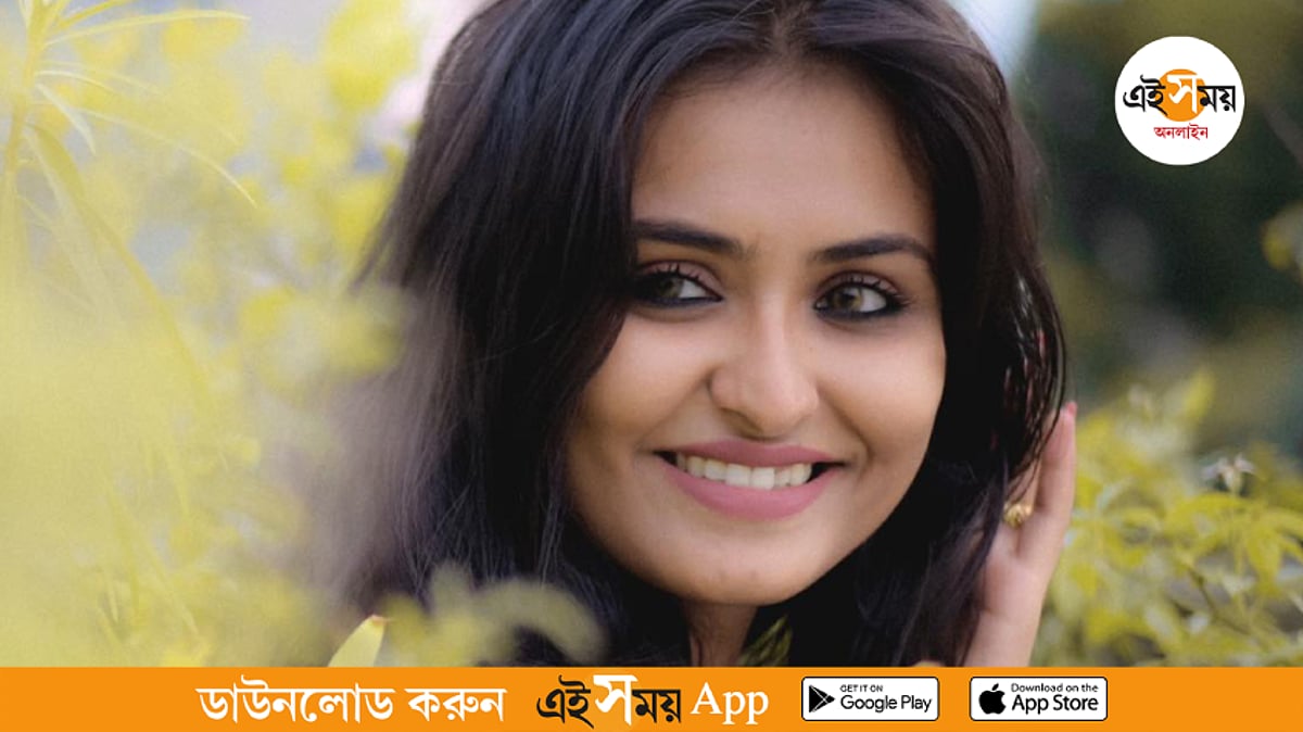 Uxlab yotgan porno Sevgilim bilan jinsiy aloqa (uy qurilishi videosi)