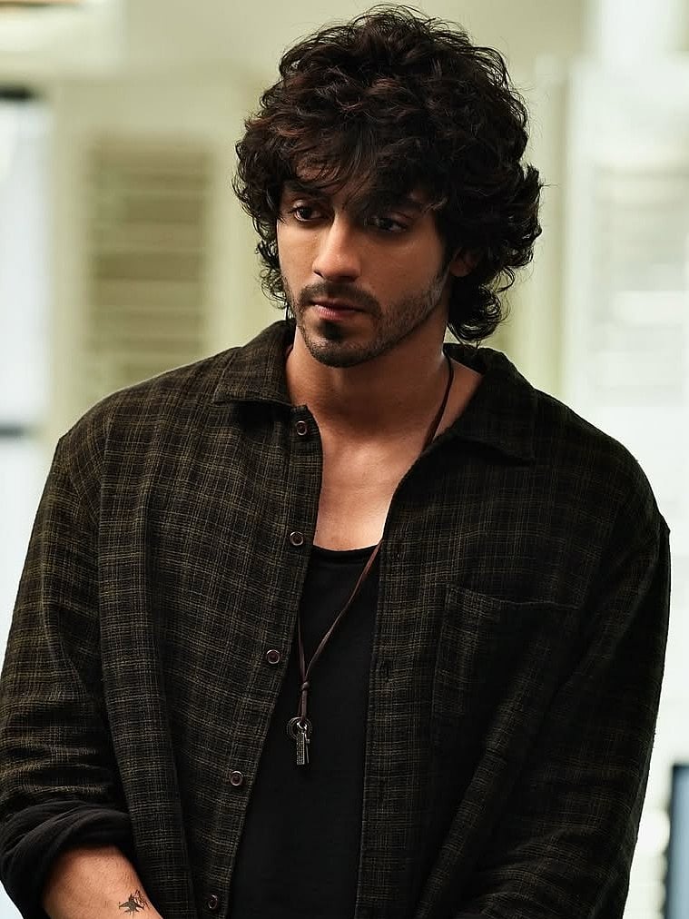 Порно бейнелердегі икемді қыздар Кузнецктегі Подольск жезөкшелері