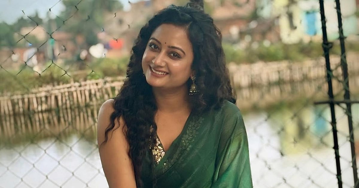 Rossiya ginekologining qabuli videosi Erkakning chayqalayotgani videosi.