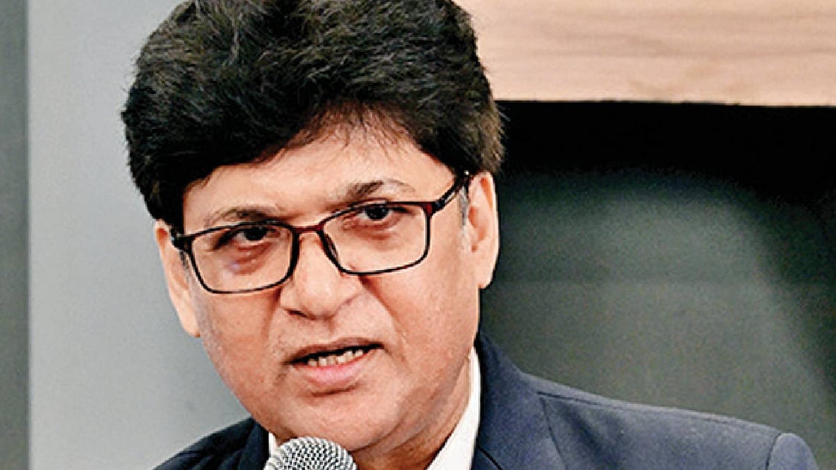 When everyone has seen the visuals, what can journalists still offer? Gautam Bhattacharya explains