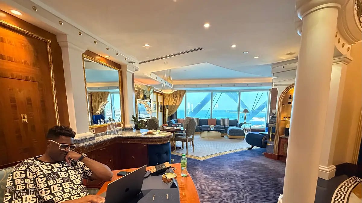 Burj Al Arab seven star room 