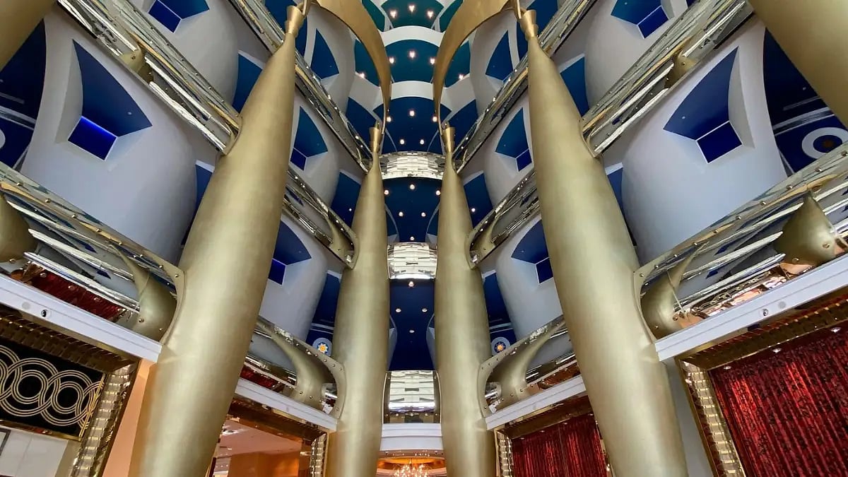 Burj Al Arab inside architecture