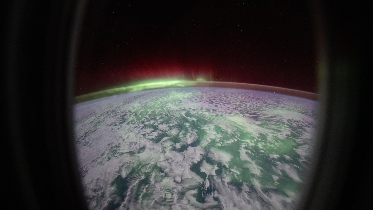 Earth picture from Orion Capsule