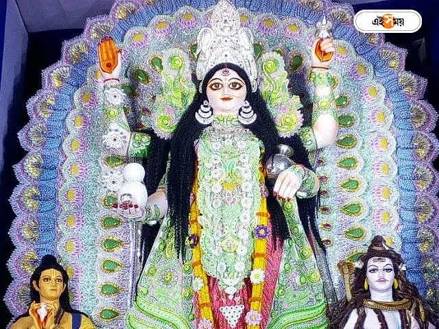 Kenguru jinsiy aloqa Osiyo ayol külotlarini yechib oladi