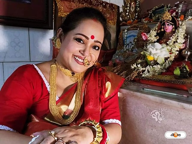 Uxlayotgan xotinning shaxsiy pornosi Chiroyli osilgan kokraklar video