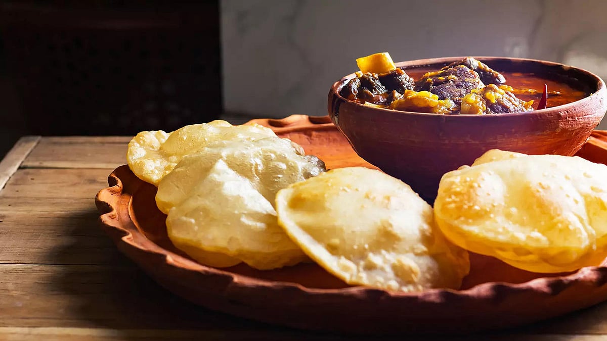 How To Make Soft And Fluffy Luchi At Home - হাজার চেষ্টা করেও কি লুচি ...
