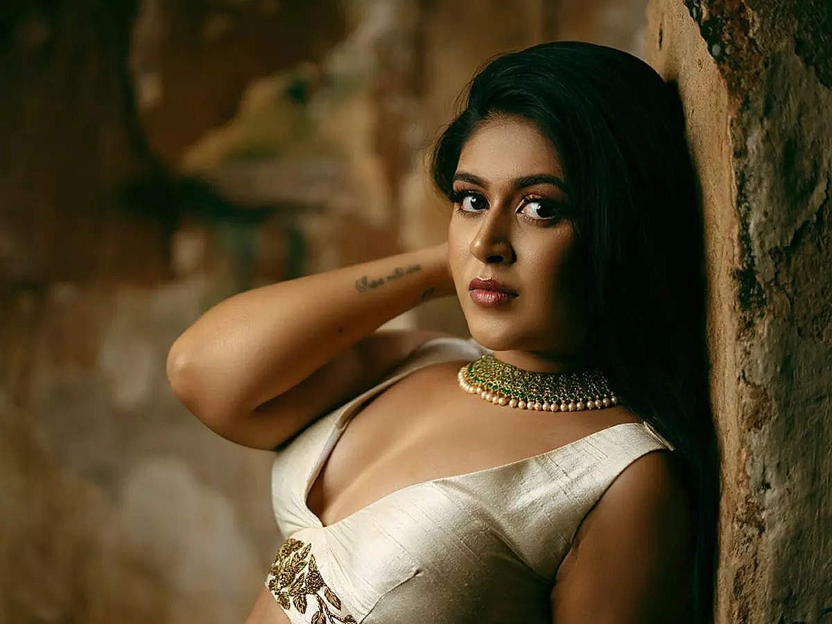 BBWlarning yaqindan porno suratlari