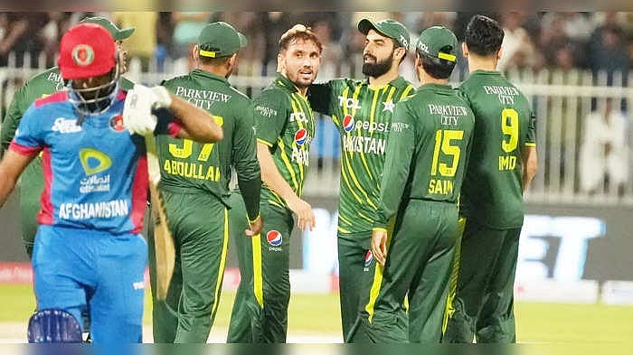Pakistan Cricket Team : পাকিস্তানে থাকা কারাবাসেরই সামিল! IPL-এর ...