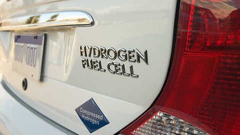 Alt="hydrogen fuel cell"