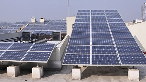 Alt="Haryana Energy Minister Anil Vij Solar rooftop scheme"