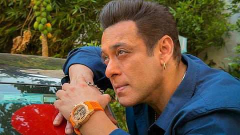salman khan saffron watch