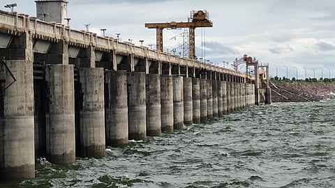 Rapid Water Level Drop in Jayakwadi Amid Marathwada Heat Wave
