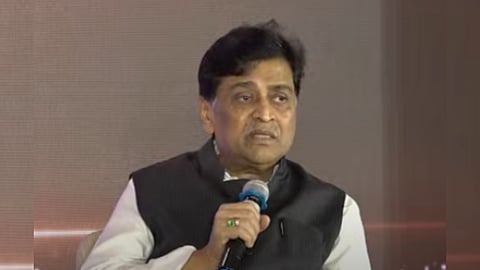 Ashok Chavan Criticizes Local Leadership at Lokshahi Marathwada Sanwad 2025