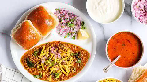 Maharashtra's Misal Shines Globally in TasteAtlas Top 50 Breakfasts