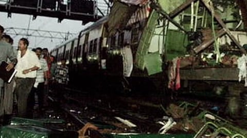 Mumbai High Court Acquits All Accused in 2006 Local Train Bombing Case