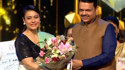 Kajol Gets Emotional While Receiving Late Raj Kapoor Life Gaurav Award: "Today I Feel..."