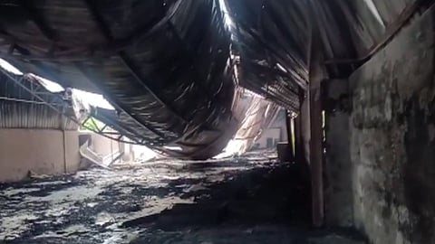 Four Family Members Die After Fire at Furniture Shop in Nevasa 