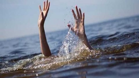 Six People Die During Ganpati Immersion in Nashik District; One Person Missing