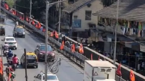 Elphinstone Bridge to Remain Closed from Midnight