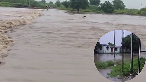 Heavy Rains Lash Beed Once Again