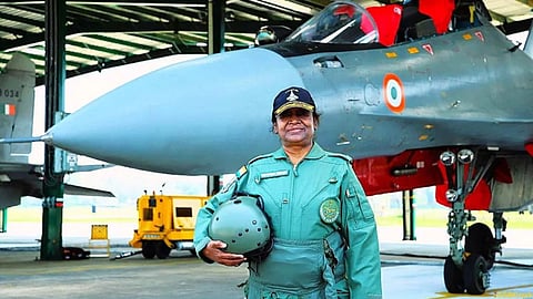 President Droupadi Murmu's Historic Flight in Rafale Fighter Jet!