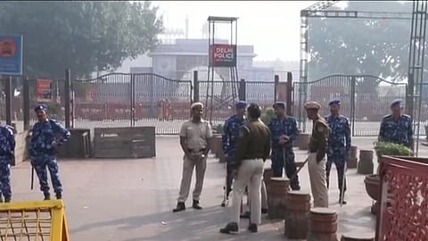 Entry to Red Fort Closed Till November 13
