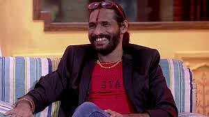 'Bigg Boss Fame' Abhijit Bichukale Re-enters Politics, Files Nomination for 'This' Position in Satara