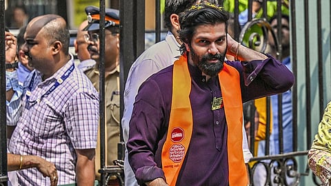 First Case Filed Against Amit Thackeray, What Exactly Happened?