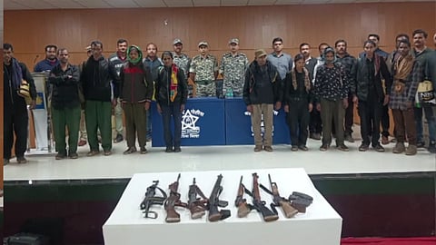 Gondia: As many as 11 Naxalites surrender in Gondia; All had a reward of 8.9 million rupees