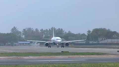 IndiGo Flight service disrupted; air travel prices increased
