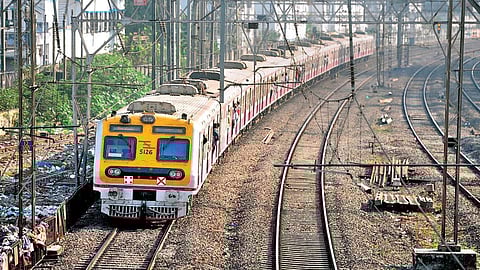 Mumbai Local : Will the crowd in local trains reduce? Central government's strong plan for passenger safety
