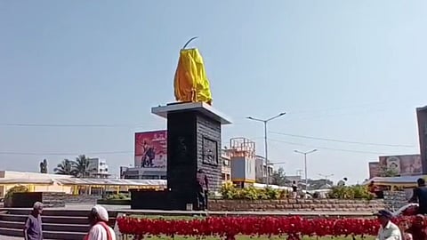 CM FADNAVIS TO UNVEIL GRAND STATUE OF AHILYA DEVI HOLKAR IN SANGLI, CELEBRATING MARATHA LEGACY
