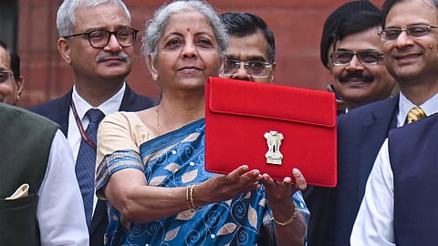 Budget 2026 : Credit card, increased loans, and insurance; Major announcements for women likely in the budget