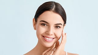 Want a Glowing Face? Try These Simple Home Remedies