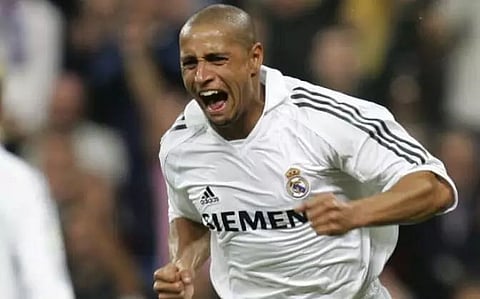 Close to sign in Chelsea, says Brazilian left-back Roberto Carlos
