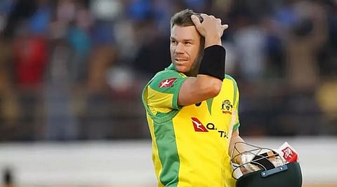 Australia cricketer David Warner shares quirky social distancing message