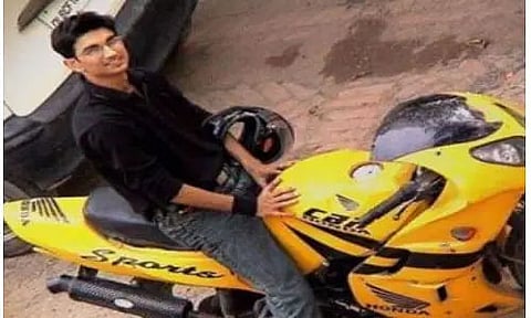Old pic of Sushant Singh Rajput on his first bike resurfaces